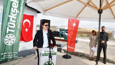Muş Malazgirt'te şeker pancarı alım kampanyası 630 çiftçiyle başladı