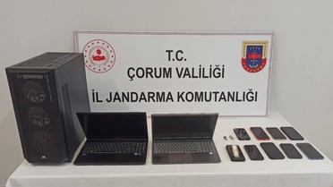 Çorum merkezli 3 ilde operasyon, bomba yapımı içerikleri paylaşan 9 şüpheli gözaltında