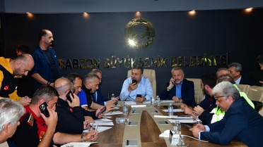 Trabzon'da kuvvetli yağışta 114 ihbar alındı, metrekareye 50 kg düştü