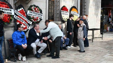 Zonguldak Alaplı'da eski belediye başkanının eşi Melek Atalay (93) toprağa verildi