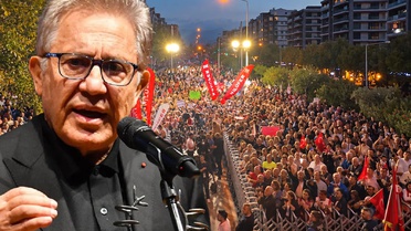 Zülfü Livaneli istedi, YENİ Parti Bursa mitinginde şarkıyı değiştirdi