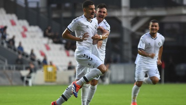 Altay, sakat ve cezalılarına rağmen Gemlik Sümerbey'i yenip ilk galibiyetini istiyor