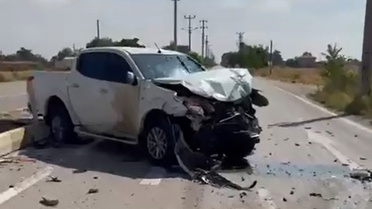 Aksaray-Yeşilova yolunda pikap ile traktör çarpıştı, 2 sürücü yaralandı