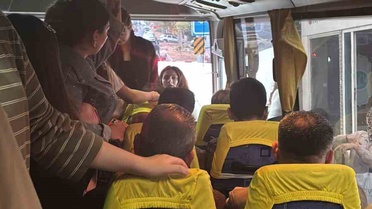 Bilecik'te 11 AAK 914 plakalı midibüs sürücüsü ayakta yolcu taşıyınca tepki çekti