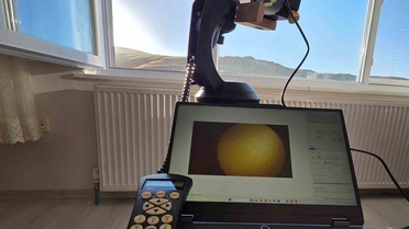 Bitlis'te Dr. Önen ve uzay meraklıları güneşteki dev prominansları kaydetti