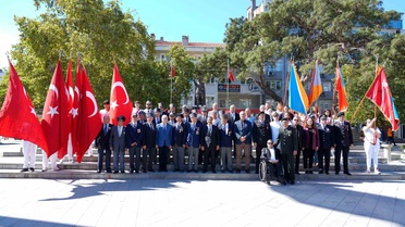 Burhaniye'de Gaziler Günü Cumhuriyet Meydanı'nda törenle kutlandı