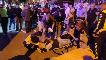 Edirne Keşan'da motosikletin çarptığı yaya ağır yaralandı, kazada 2 kişi yaralandı