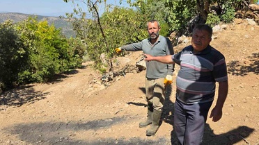İzmir Tire Akçaşehir'de çamur deryasına dönen yol can güvenliğini tehdit ediyor
