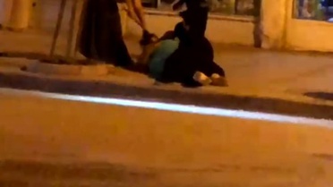 Karabük'te 2 kadın sopalı kavgada birbirine girdi, yaralı kadın tedaviye alındı