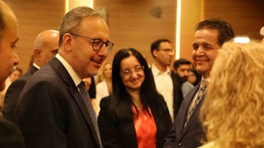 Muharrem Kasapoğlu İzmir'de otizm ve nadir hastalıklar merkezi hedeflediğini söyledi