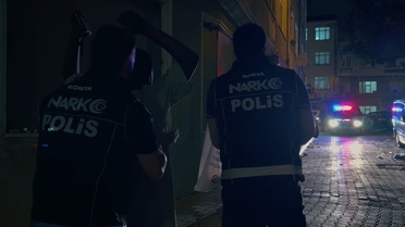 Konya'da Narko-Mercek operasyonunda 1 ton 78 kilo bonzai üretecek hammadde bulundu