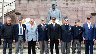 Samsun Ladik'te Gaziler Günü törenine Kaymakam Serkan Kaya ve gaziler katıldı