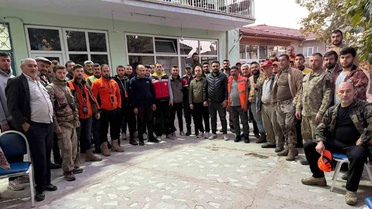 Kütahya Simav'da tarımsal üretime zarar veren yaban domuzlarına sürek avı düzenlendi