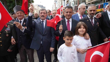 Vali Tavlı: 'Gazi milletimiz, istiklaline ve istikbaline yönelen tüm tehditlere karşı koyacaktır'