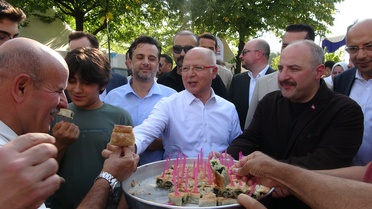 AK Parti'li Varank, Özgür Özel'in börek tavrını ve Bursaspor sözlerini eleştirdi
