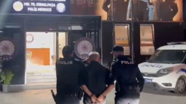 Bağcılar'da fırında fırıncı kadına yumurta fırlatan 52 yaşındaki şüpheli yakalandı