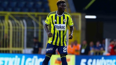 Fenerbahçe'nin yeni transferi Oppong, 69'da Skriniar'ın yerine girip ilk kez oynadı