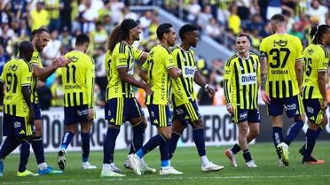 Muriqi'nin 4 golüyle Fenerbahçe, Eyüpspor'u 8-0 mağlup etti, 2 maç sonra kazandı
