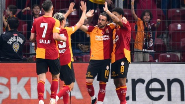 Galatasaray, Trabzonspor'a 4-0 yenilerek Buruk döneminin en farklı yenilgisini aldı