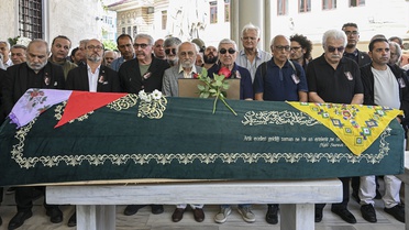 Kanser tedavisi gören usta oyuncu Gülsen Tuncer, 81 yaşında toprağa verildi