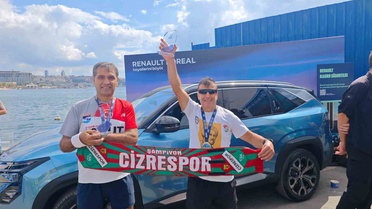 İstanbul Maratonu için kriter olan koşuda Cizreli sporcu Haliç'te üçüncü oldu