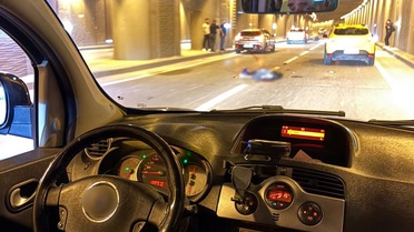 Kocaeli İzmit'te tünelde kaza yapan motosiklet sürücüsü hayatını kaybetti