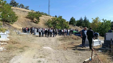 Malatya Doğanşehir'de motosiklet kazasında ölen 23 yaşındaki sağlık çalışanı defnedildi