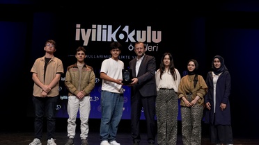 6. İyilik yarışmasında ödüller AKM'de verildi, Gazze Ödülü Konya'ya verildi