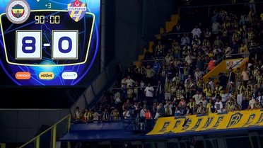 8-0'lık tarihi zafer Avrupa'yı salladı! Herkes Fenerbahçe'yi konuşuyor