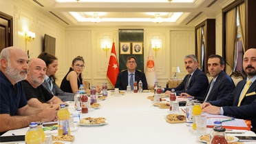 Depremde yakınlarını kaybeden ailelerle önemli görüşme! Adalet Bakanlığı harekete geçti