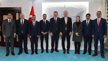 AK Parti Genel Başkan Yardımcısı Yavuz, Ağrı'da Vali Bozkurt'u ziyaret etti