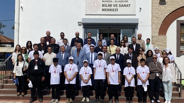Alaşehir'de TÜBİTAK destekli proje özel gereksinimli öğrenciler için başladı