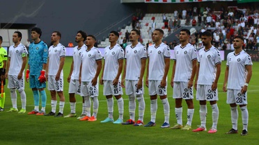 Altay, 10 kişi kalan Gemlik Sümerbey'e 2-1 yenilip sezonun ilk yenilgisini aldı