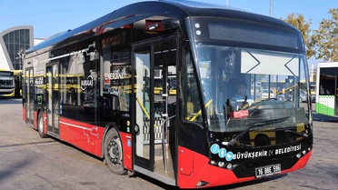 Bursa'da 4 elektrikli otobüs hizmete başladı, 2027 ilk yarısında sayı 50 olacak