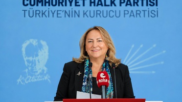 CHP'li Gülsever'den Eralp'e Berlin'de Sol Parti birinciliği için tebrik geldi