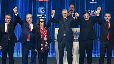 Mecliste dengeler değişiyor! AK Parti'ye katılmak için gün sayıyorlar 