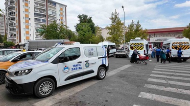 Diyarbakır'da okul servis denetiminde ayakta öğrenci taşıyanlar tespit edildi