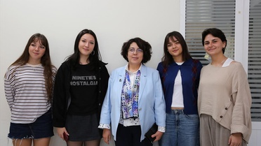 ESOGÜ Rektörü Gümüşsoy yeni akademik yılın ilk öğle yemeğinde öğrencilerle buluştu