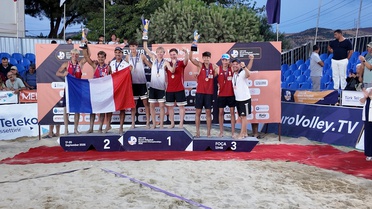 CEV U18 Plaj Voleybolu Avrupa Şampiyonası Foça'da Hollanda ve Avusturya zaferiyle bitti