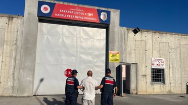 Sakarya'da 3 ilçede jandarma 6 kilo 250 gram esrar ele geçirdi, 4 şüpheli tutuklandı