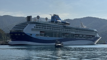Marmaris'e 1765 turist getiren Marella Discovery kruvaziyeri Alanya'ya gidecek