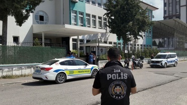 Osmaniye polisi okul çevresi denetimlerini dron destekli dönem boyunca sürdürecek