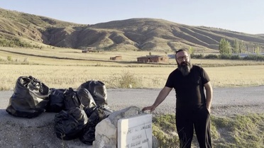 Sivas İşhan'da Dünya Temizlik Günü'nde köylüler ve çobanlar en az 5 torba çöp topladı