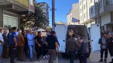 Kapaklı'da 75 yaşındaki kadın evinde bıçaklanarak öldürüldü! Şüpheli eşi gözaltında