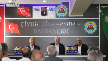 TZOB Başkanı Bayraktar, Çivril'de ziraat odalarıyla üretici sorunlarını görüştü