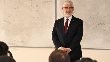 BAİBÜ Rektörü Faruk Yiğit, 2026-2027 eğitim öğretim yılı için mesaj yayımladı
