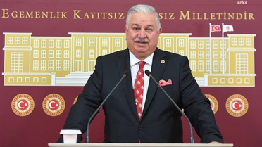 Bekin, Rize'de selin neredeyse her yıl yaşandığını belirterek Kurum'a 6 soru yöneltti
