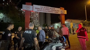Elazığ'da polis, öğrenci yurtları ve üniversite çevresinde güvenlik uygulaması yaptı