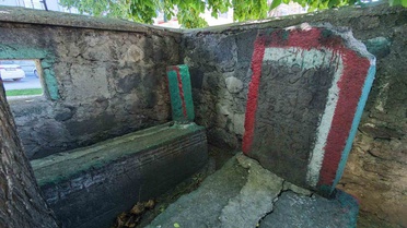 Erzurum Yakutiye'de Öksürük Baba Türbesi'ne solunum hastaları şifa umuduyla geliyor