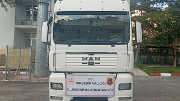 Kırşehir'de jandarma, şasi numarası değişmiş, motoru başka araca ait tırı ele geçirdi